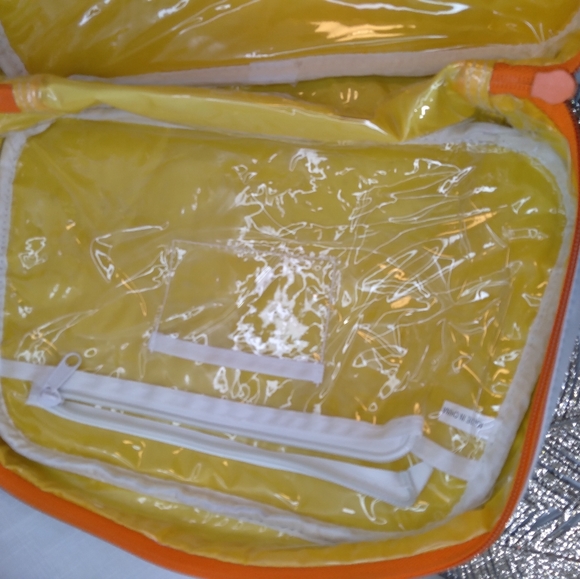 Funky colored large cosmetic bag - Picture 6 of 8